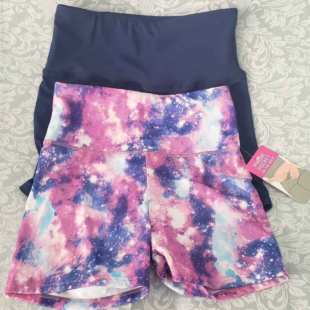 Womens Short leggings.